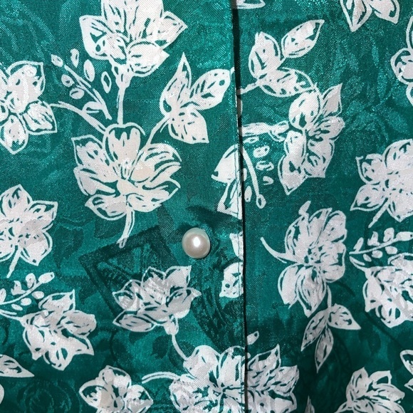 Vintage Victorias Secret Gold Label Green/White Floral Sleep Shirt - Picture 7 of 9